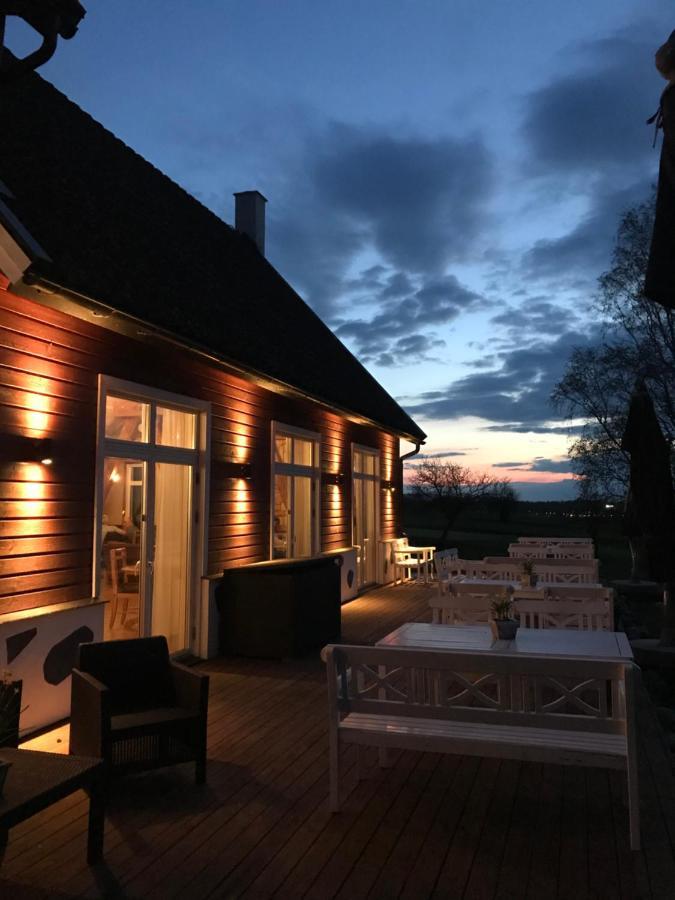 Aeppelgarden I Båstad Buitenkant foto